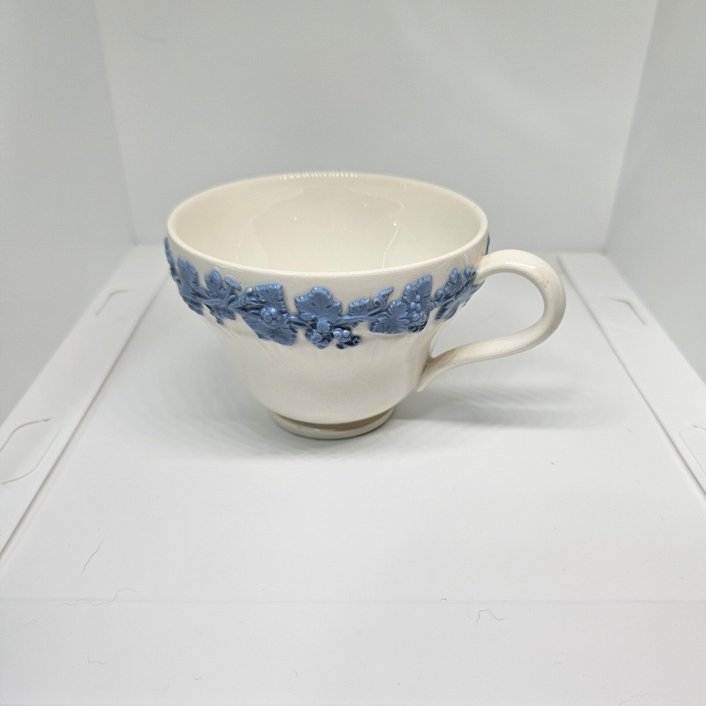 Wedgwood Embossed Queens Ware Teacup Cream Blue Grapevine Relief Made in England